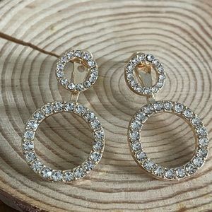 Aretes de vanguardia y modernos